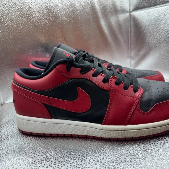 Size 11 Nike Air Jordan Retro 1 Low Mens Reverse Bred Red Black Shoes 553558-606 main image 6